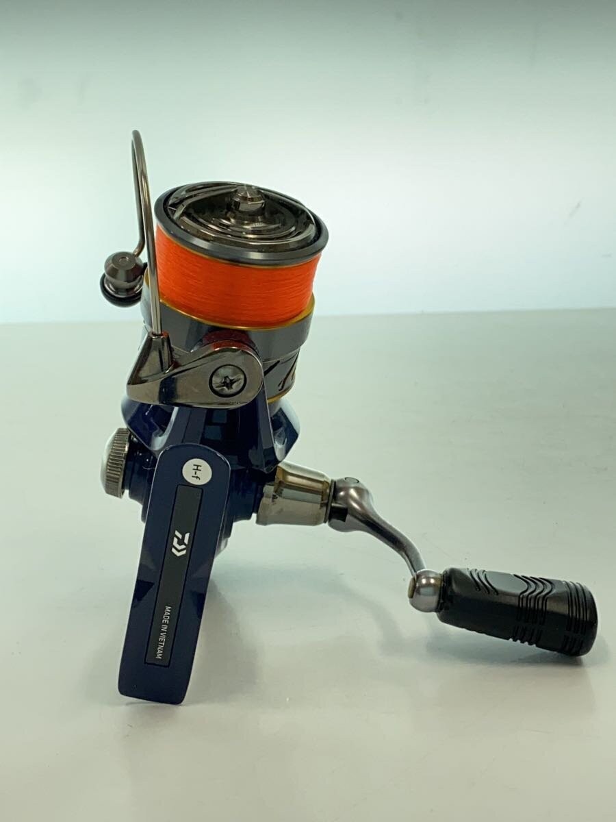 Daiwa LT2000S Spinning Reel Japan Made 7cm/2.75in Wide, Excellent Condition