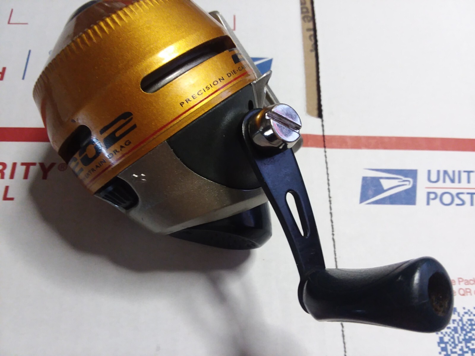 Zebco 202 Wide Range Powertrain Adjustable Drag Standard Series Fishing Reel