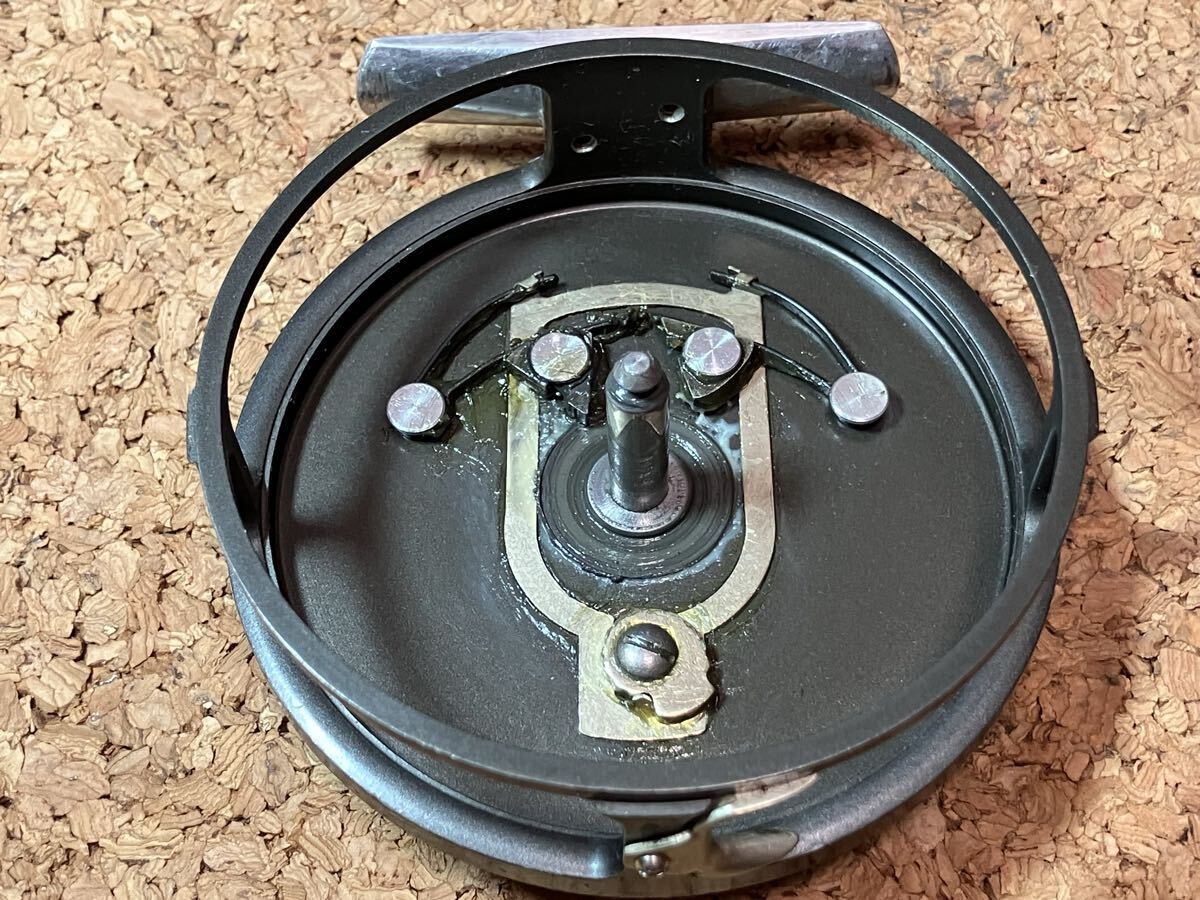 Hardy MARQUIS 7 Fly Fishing Reel Smooth Rotation With Line Included