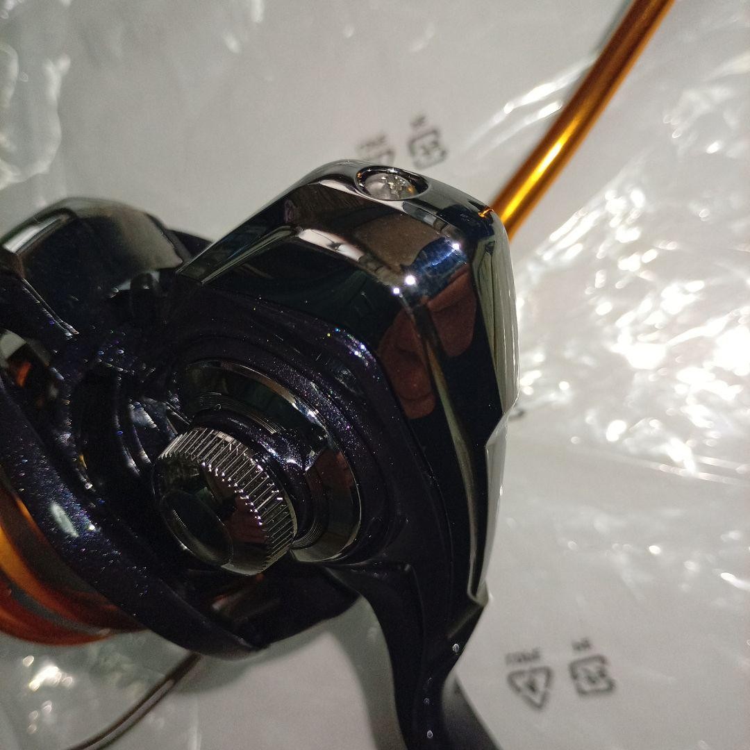Daiwa Revros LT5000D-CH Spinning Reel Unused Lightweight Durable