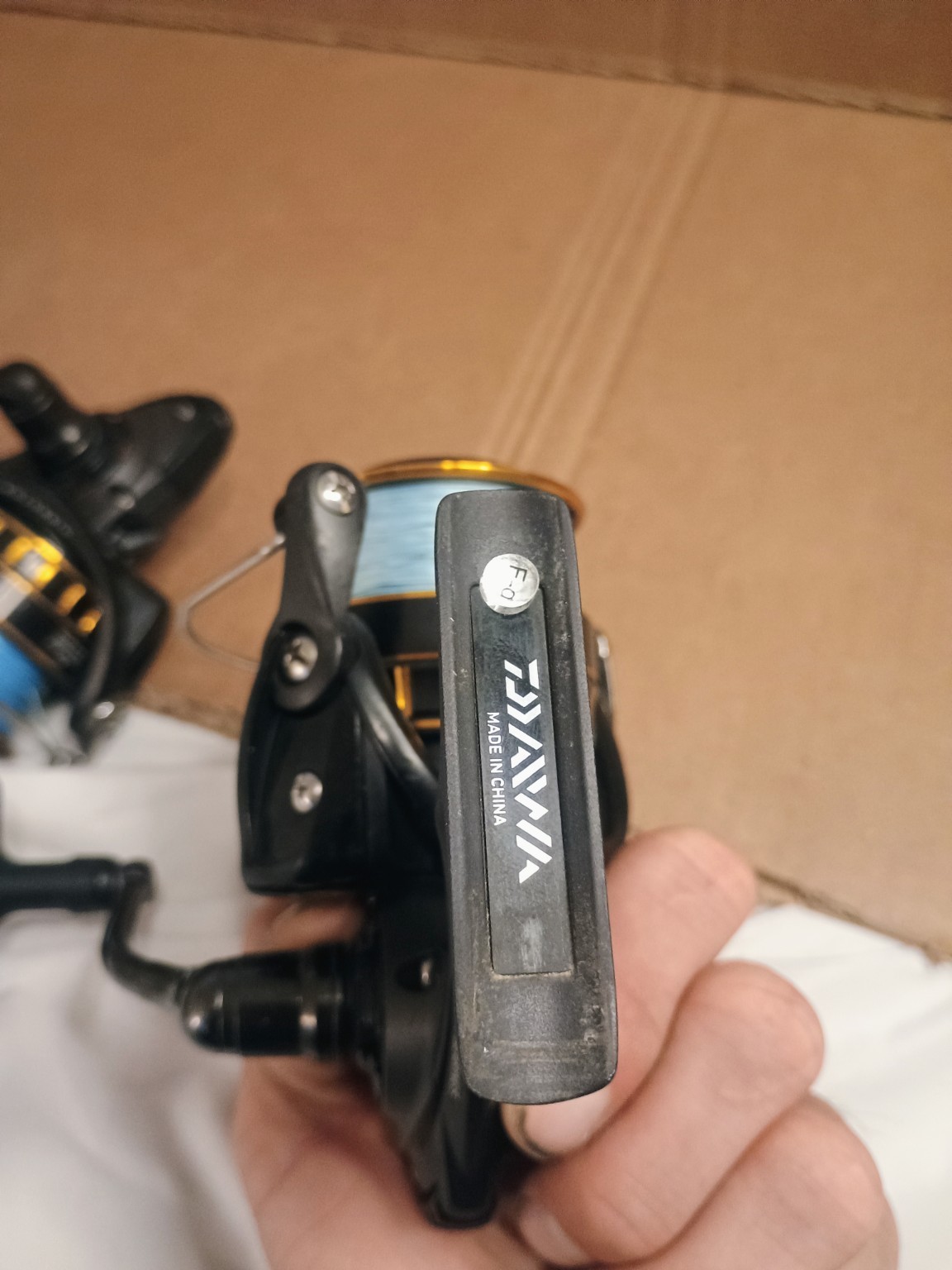 Lot of 2 Daiwa BG3000 Spinning Fishing Reels Tested Working Paint Wear