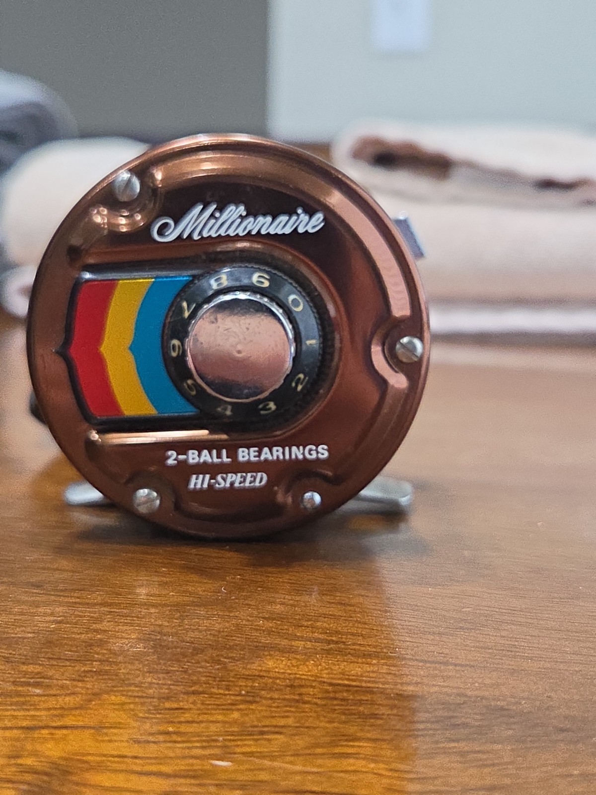Vintage Daiwa Millionaire 5h Bait-casting FISHING REEL