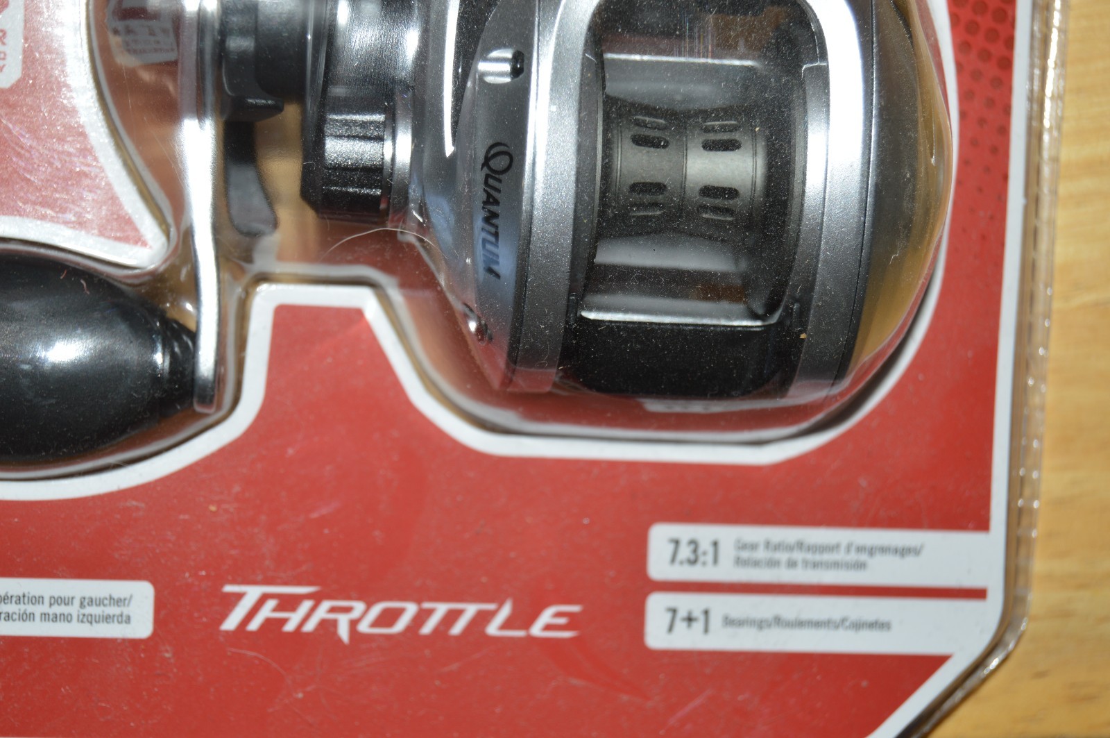 quantum throttle baitcast reel left hand 7.3:1 gear ratio 8 total bearings NEW