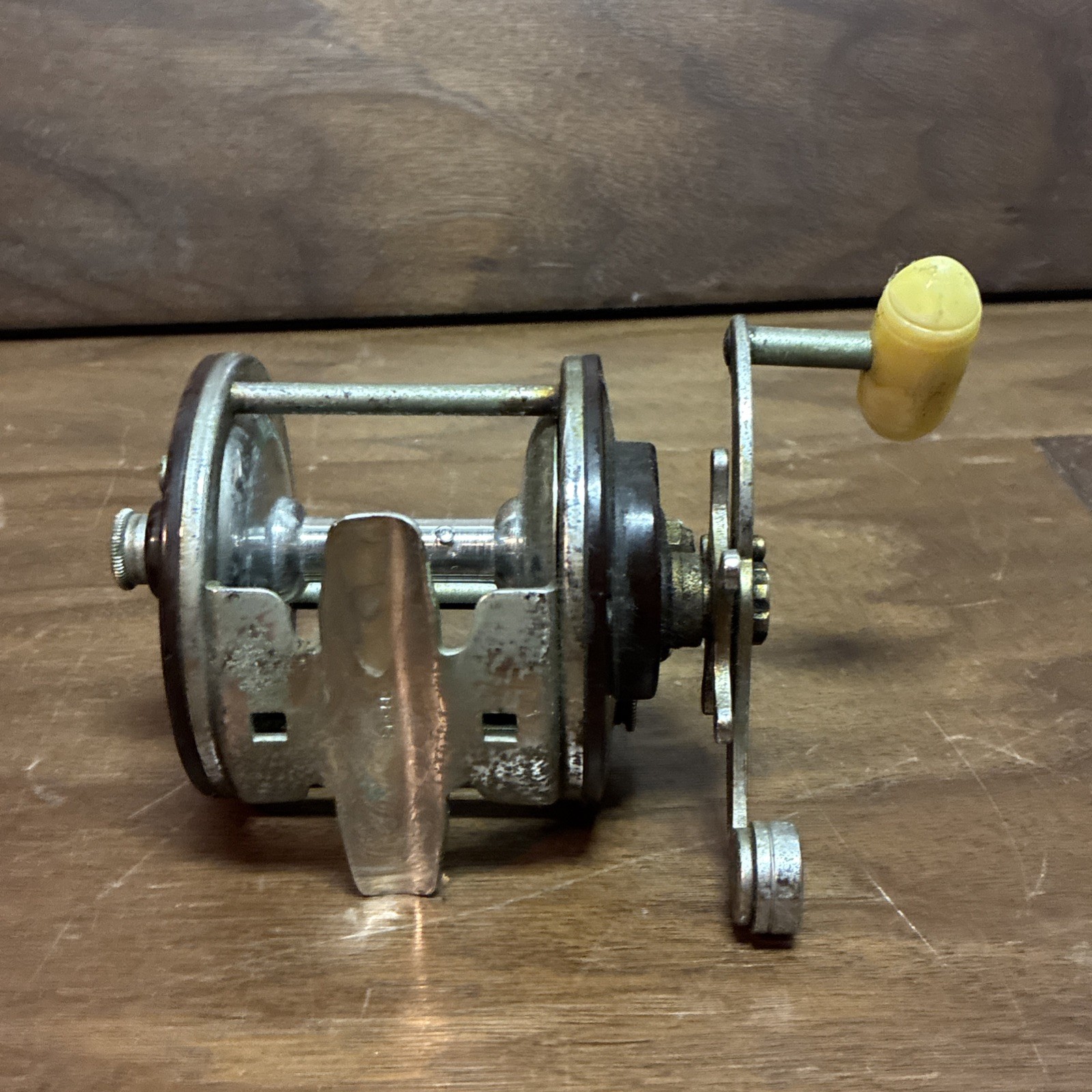 Vintage Penn Peer No. 209 Fishing Reel – Made In USA