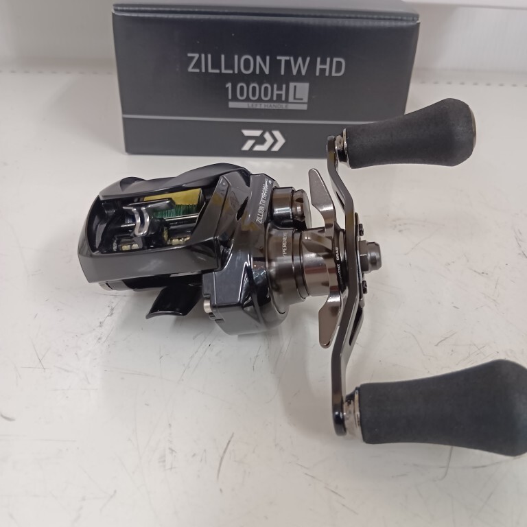 Daiwa 22 Zillion TWHD1000HL Baitcasting Reel, Used, Boxed,#AB Condition