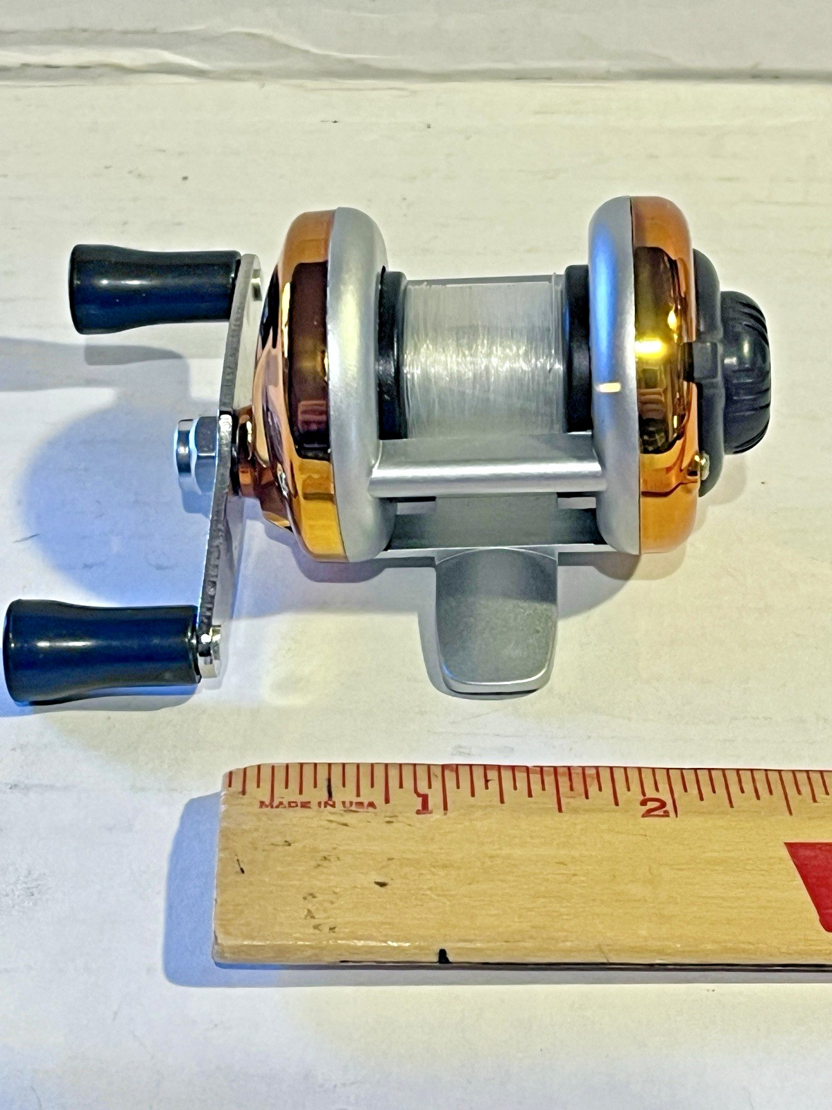 Minitroll AC, 100 Right Hand Ice Fishing Reel Drum Reel, Lightweight, 3:1 Gear