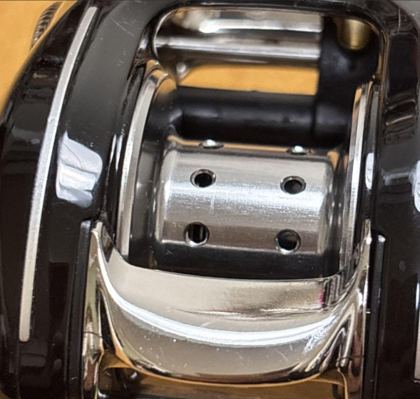 Daiwa TD Zillion 7.3 Limited Right-Handed Reel Made in Japan