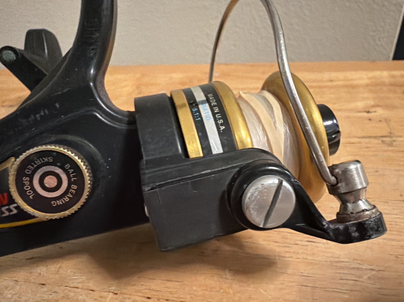 Penn (4400SS) – Spinning Fishing Reel (Made in USA)… FREE S&H!