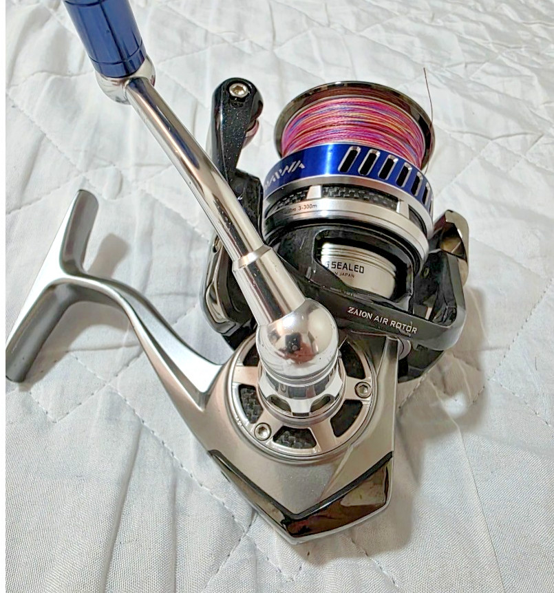 [☆Very Good]Daiwa 10 Saltiga 4000H Gear Ratio 5.7 Spinning Reel From Japan