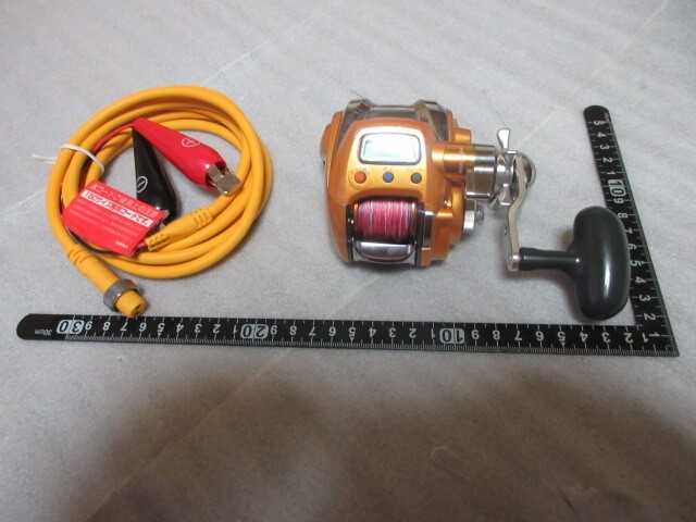 Daiwa Seaborg 150S Electric Reel Used With Some Surface Scratches and 73 Hours U