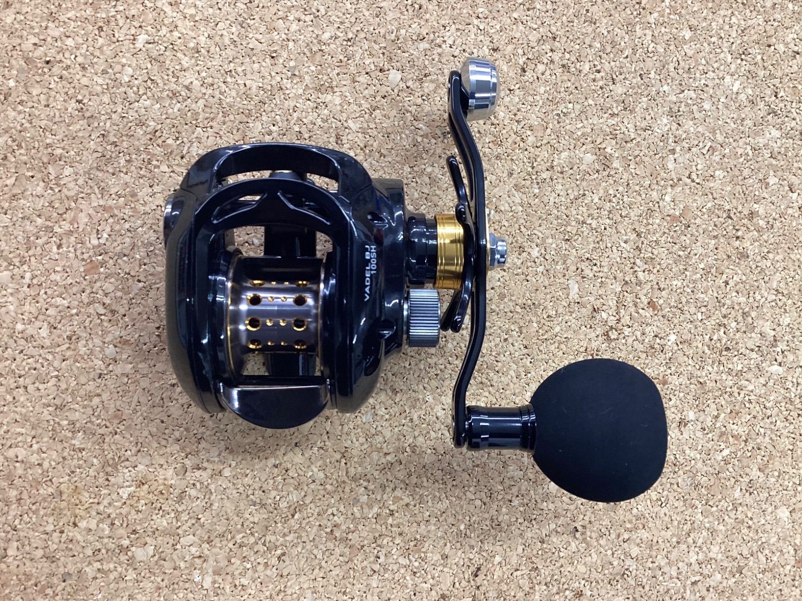 Daiwa 16 Vadel BJ 100SH Right Hand Drive Fishing Reel New