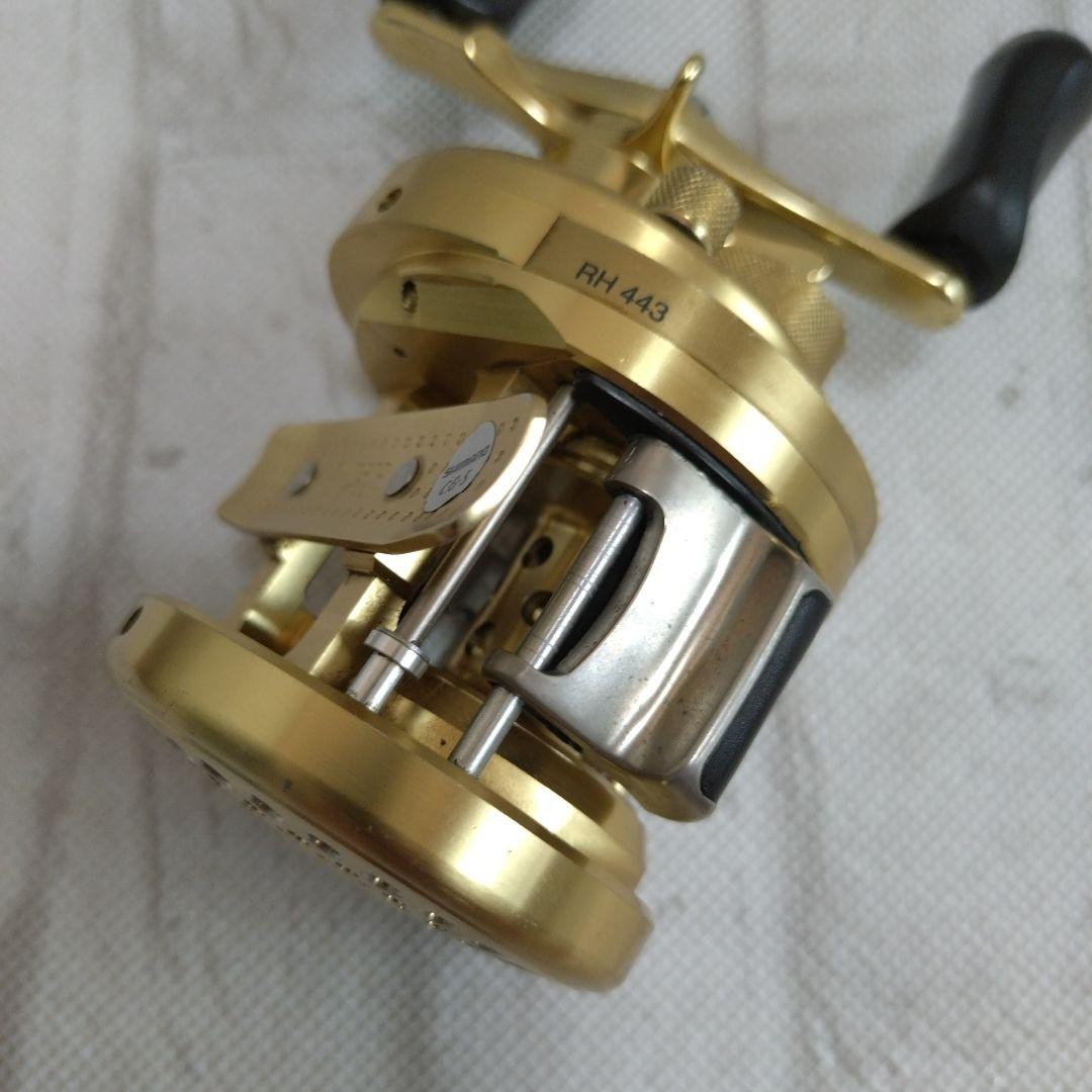 SHIMANO 01 Calcutta Conquest 101 Left Handle Baitcasting Reel Used Round Reel