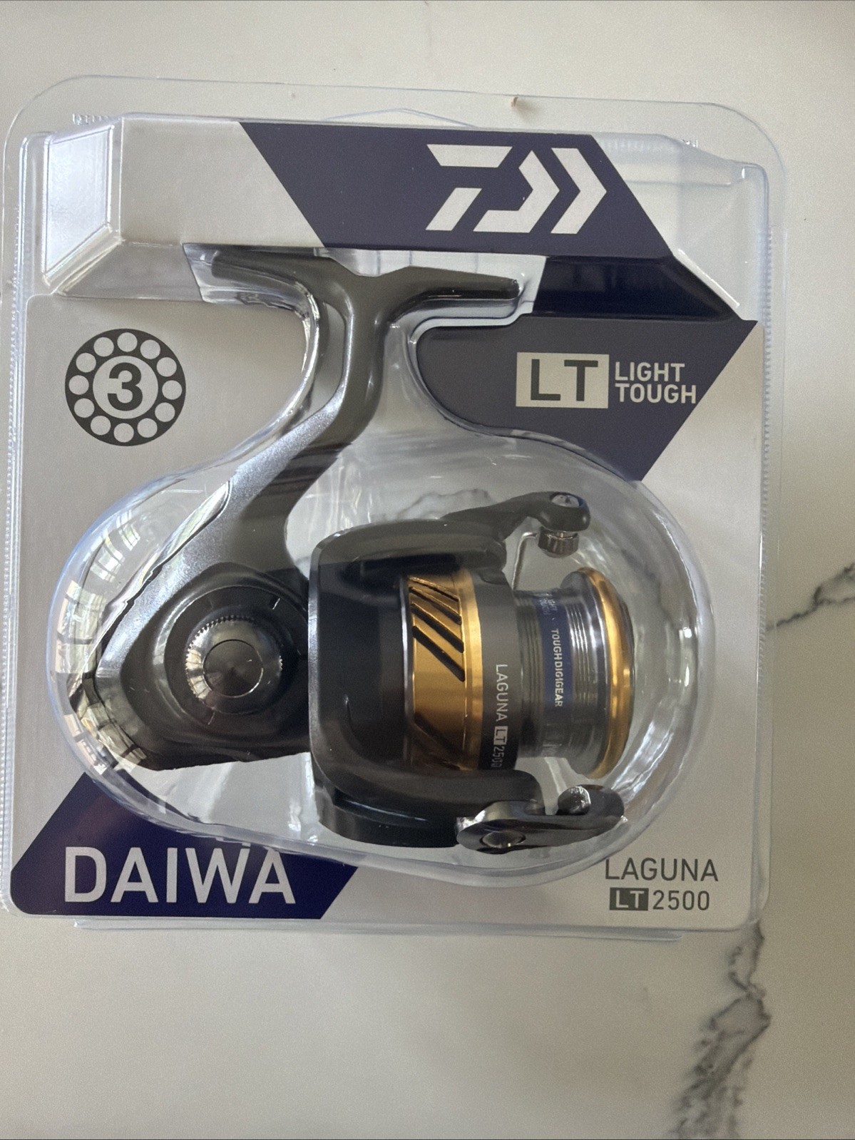 Daiwa Laguna LT 2500 Spinning Reel – LAGUNALT2500 bass Trout Reel fishing reel