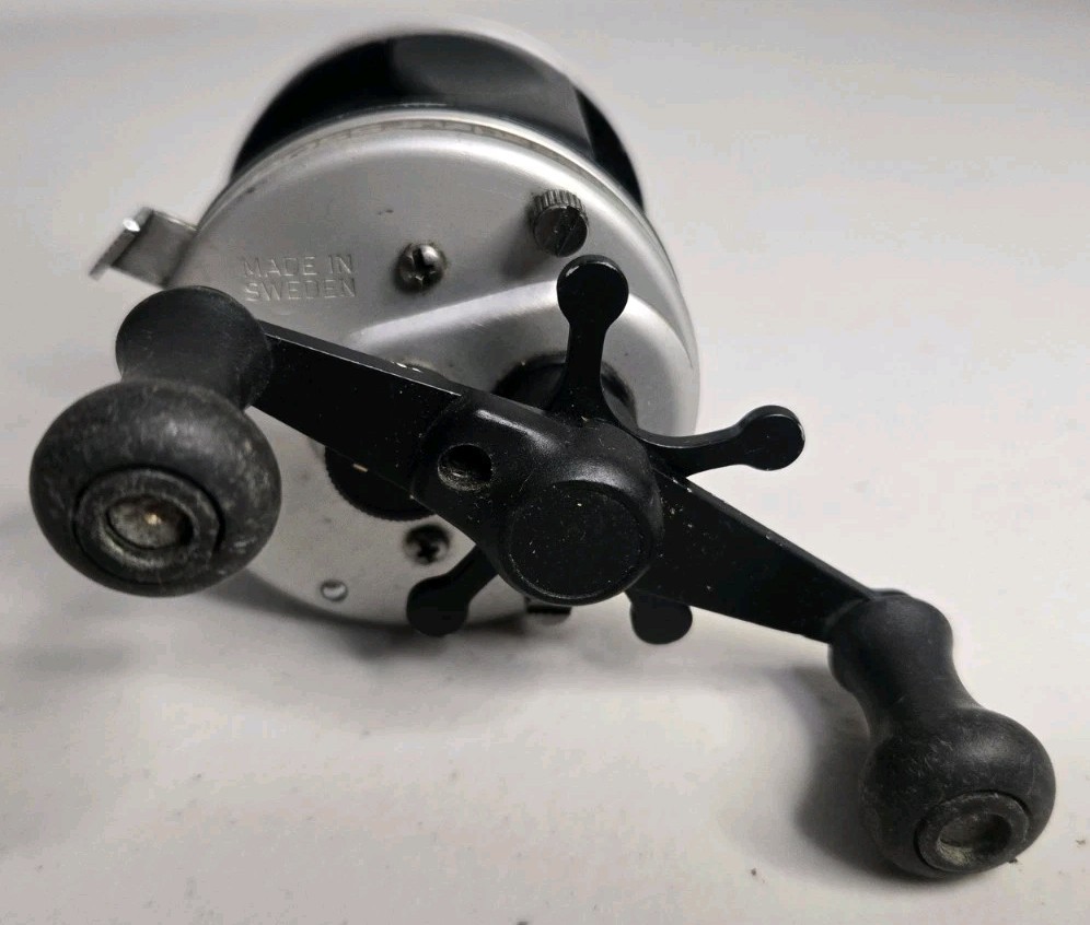 Abu Garcia Ambassadeur 5500 C3 Baitcast Reel