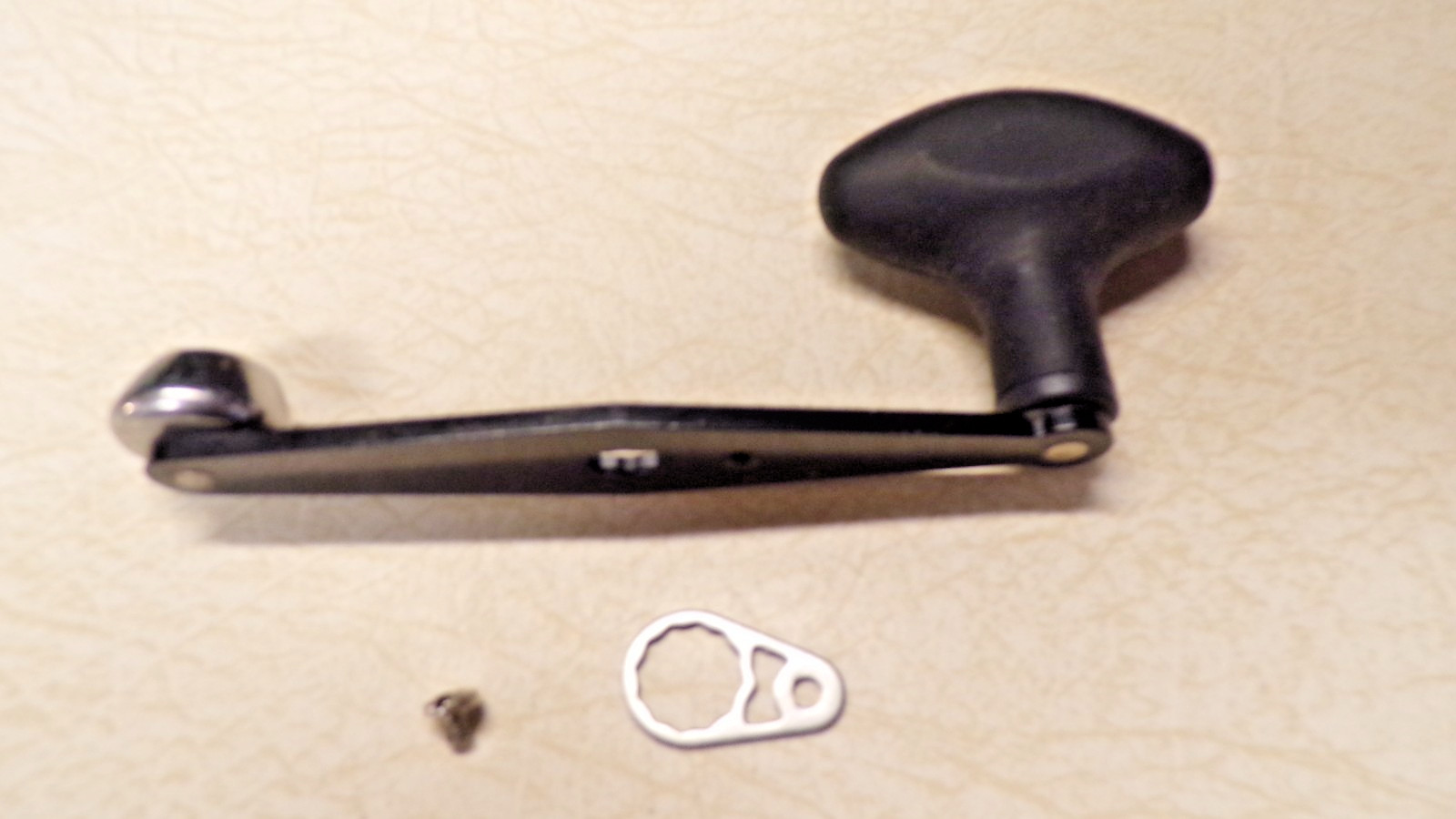 FISHING REEL HANDLE – P0WER HANDLE FITS ALL MODELS UP TO 7000