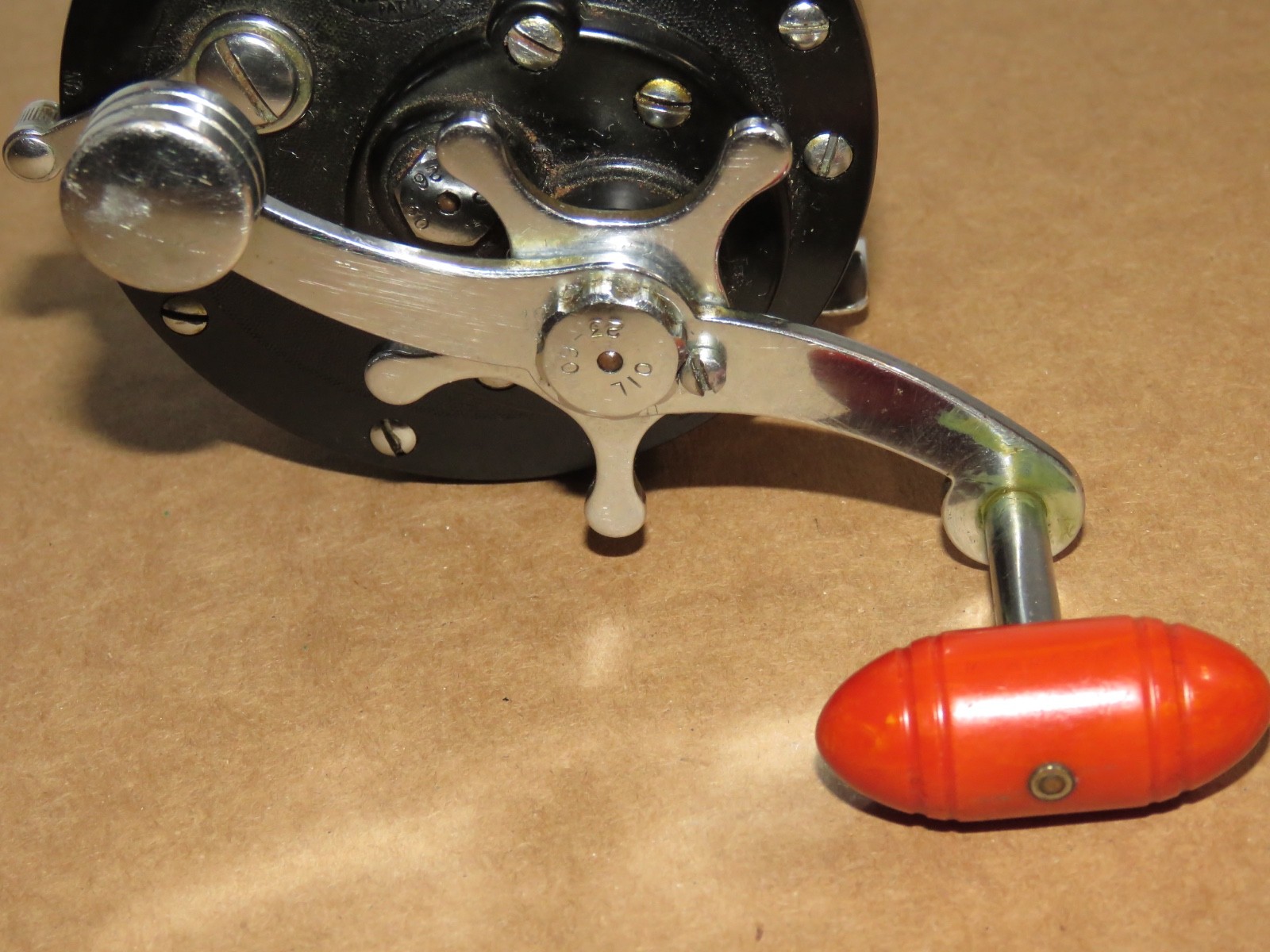 Vintage Serviced Penn Delmar No 285 Saltwater Fishing Reel Red Handle USA