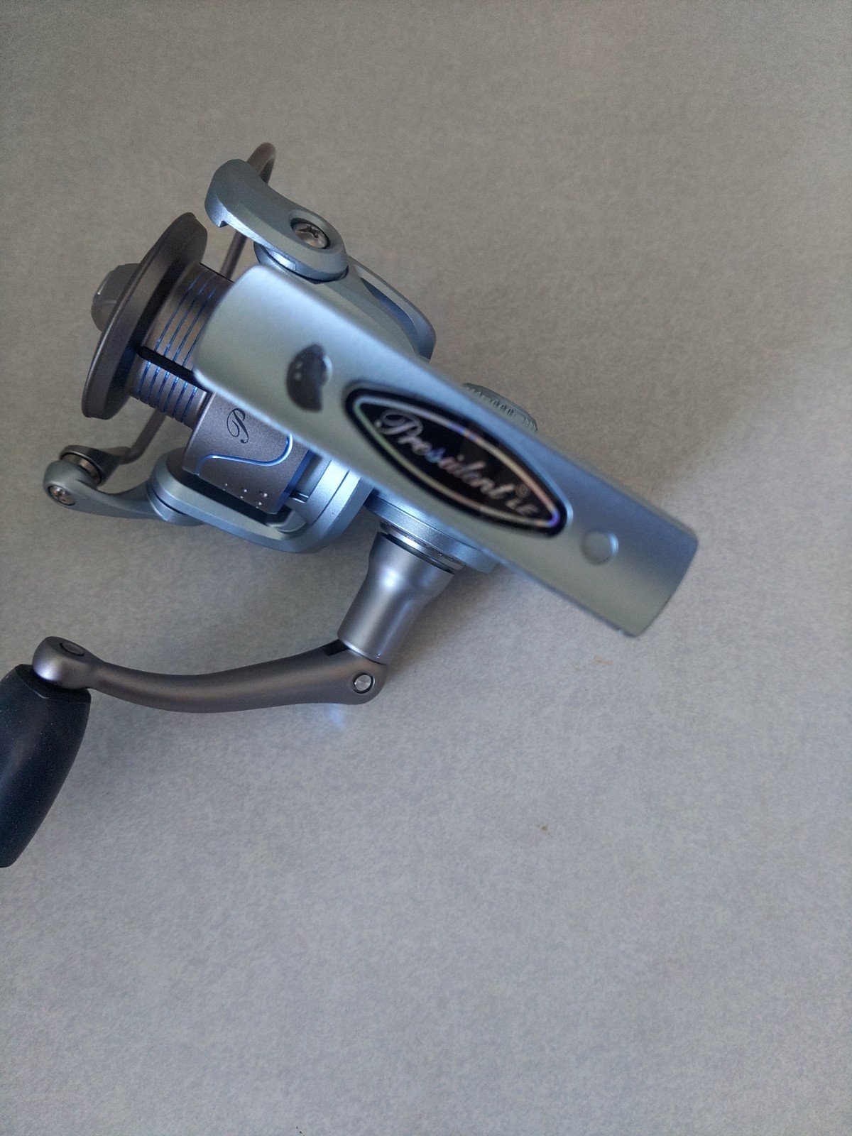 Pflueger President LE Ladies Edition Spinning Fishing Reel. Model PRESLE30