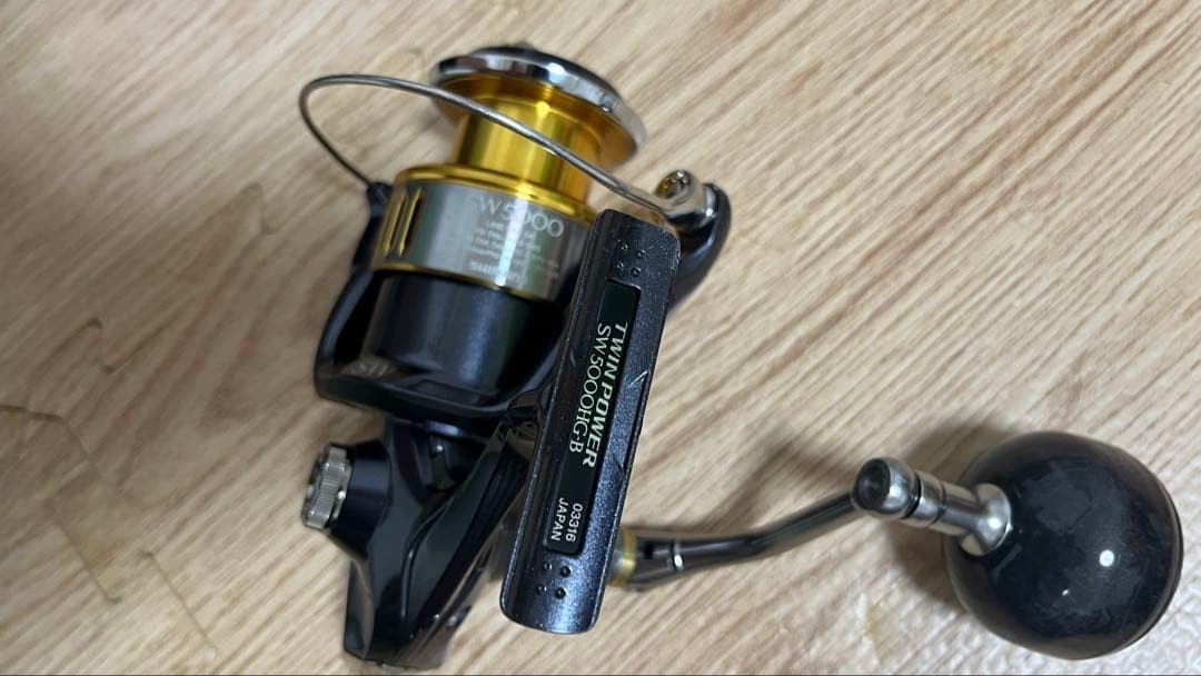 Shimano 15 Twin Power SW 5000HG Spinning Reel 420g 5.7 Gear Ratio