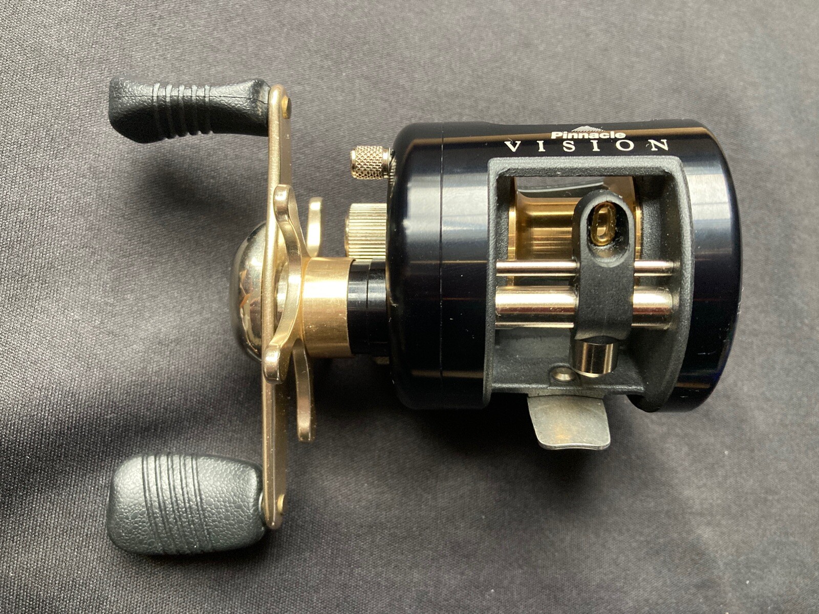 Silstar Pinnacle Vision VSRT10 Right Vintage Baitcasting Reel used good from JP
