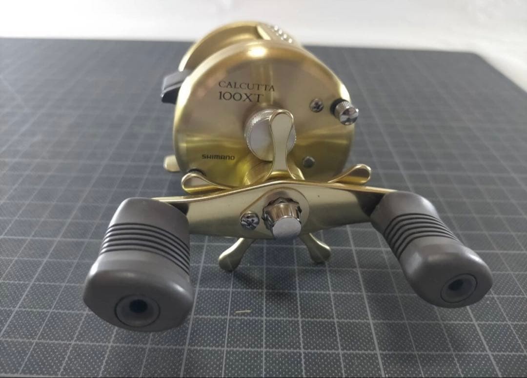 Shimano Calcutta 100XT Fishing Reel Excellent Condition Complete Accessories