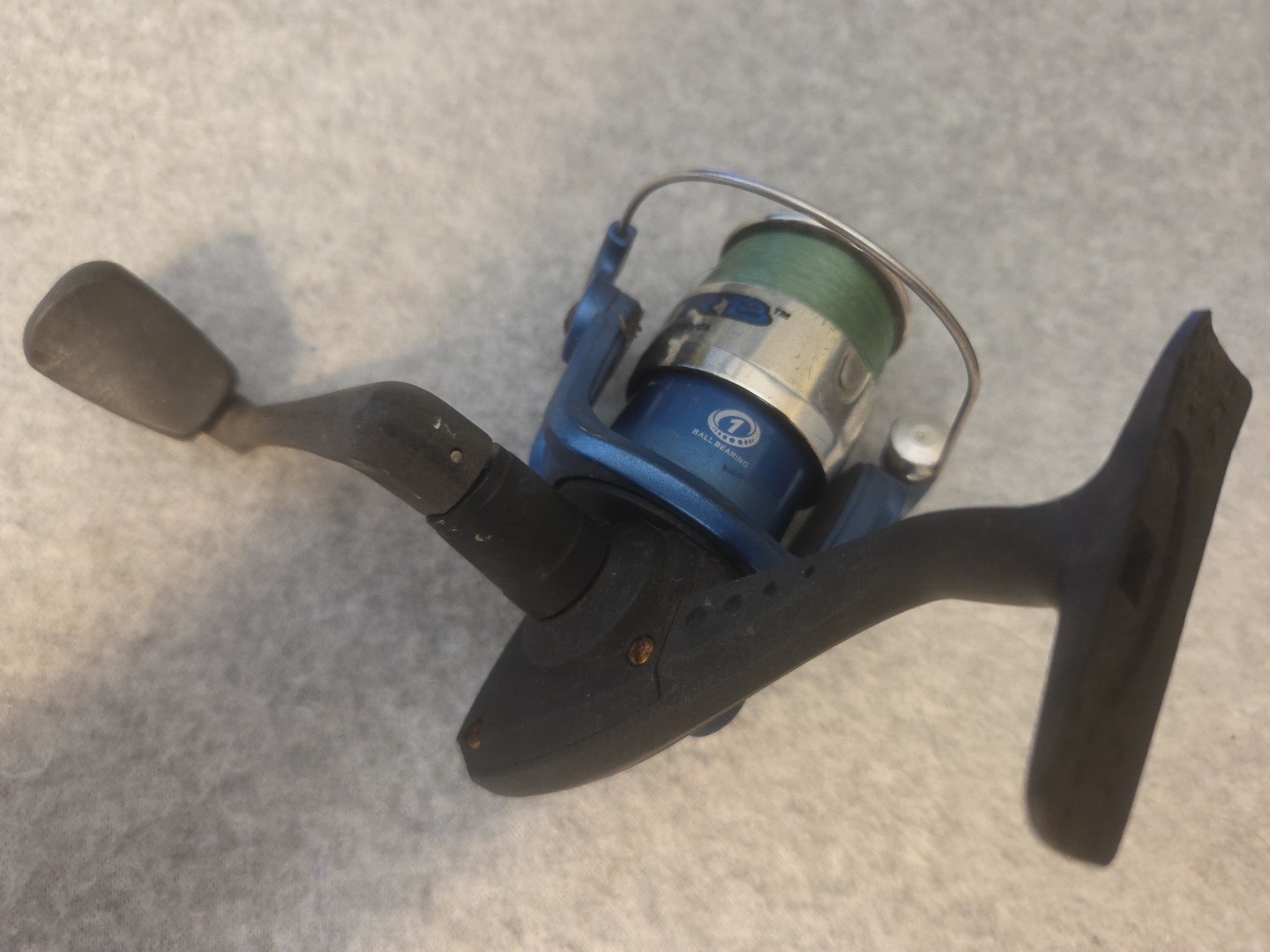 Blue Shakespeare Reverb RVBSP30 Spinning Fishing Reel Gear Ratio 5.5:1
