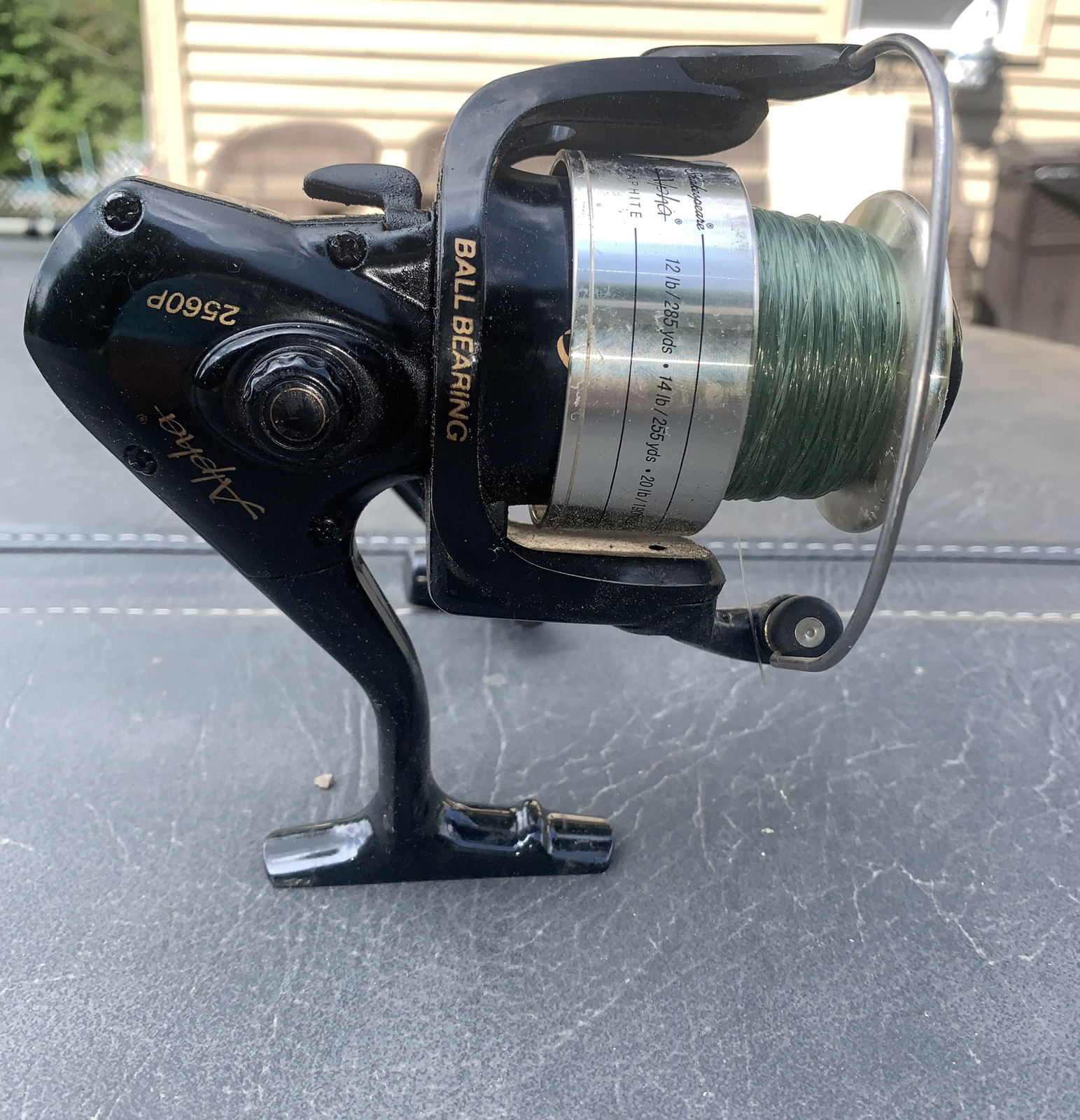 Shakespeare ALPHA Graphite 2560P Ball Bearing Balanced Rotor Fishing Reel