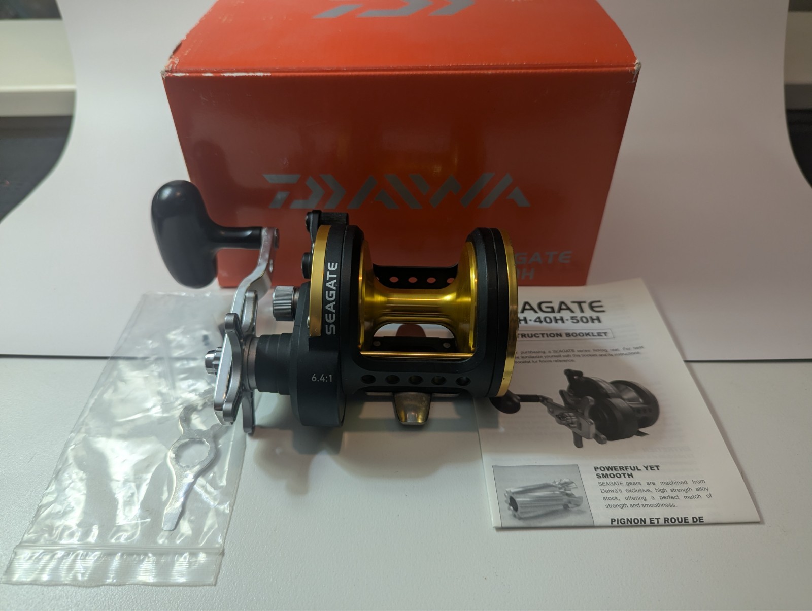 Daiwa Seagate 40H Conventional Saltwater Reel – Excellent w/ Box Manual Wrench