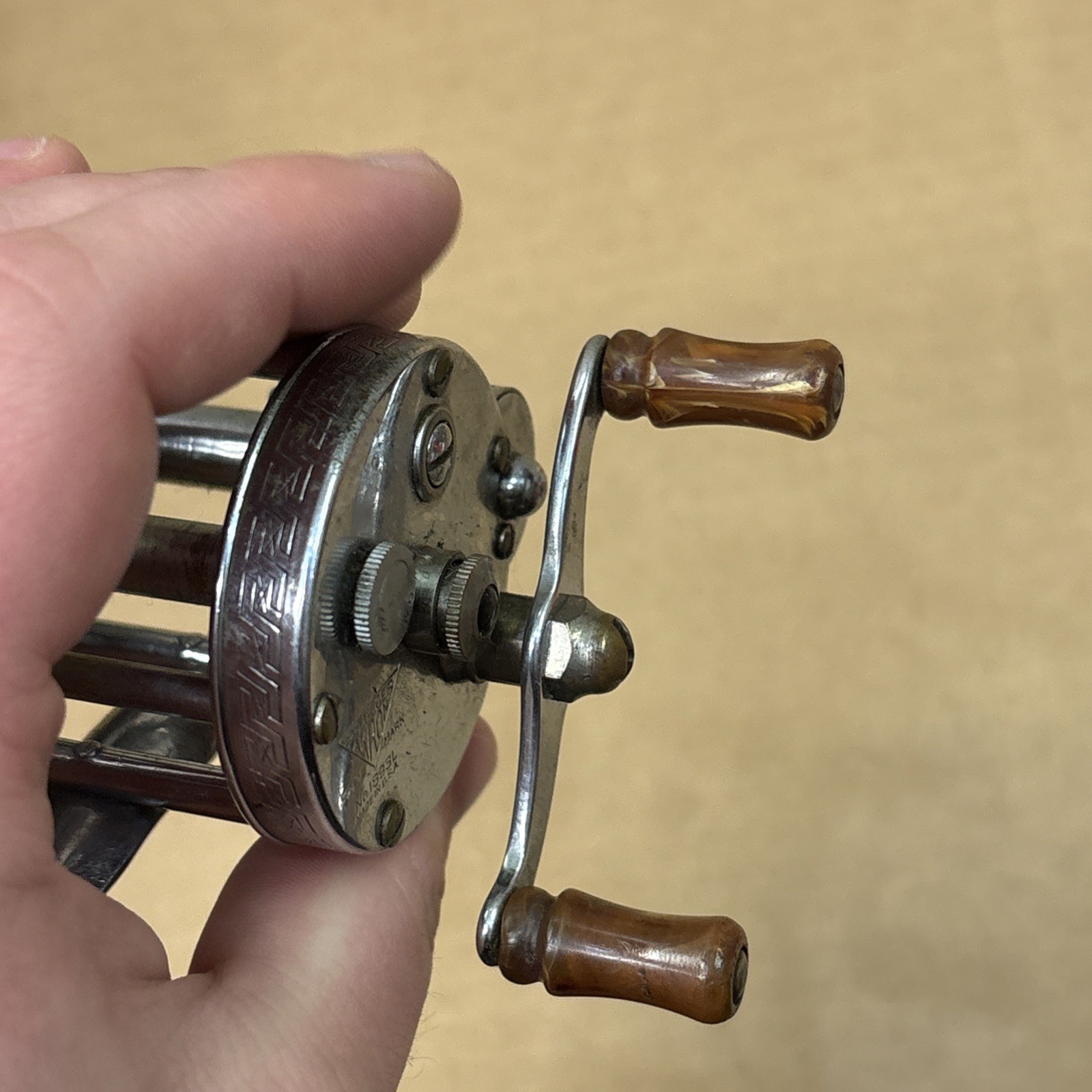 Pflueger Akron 1893L Fishing Reel