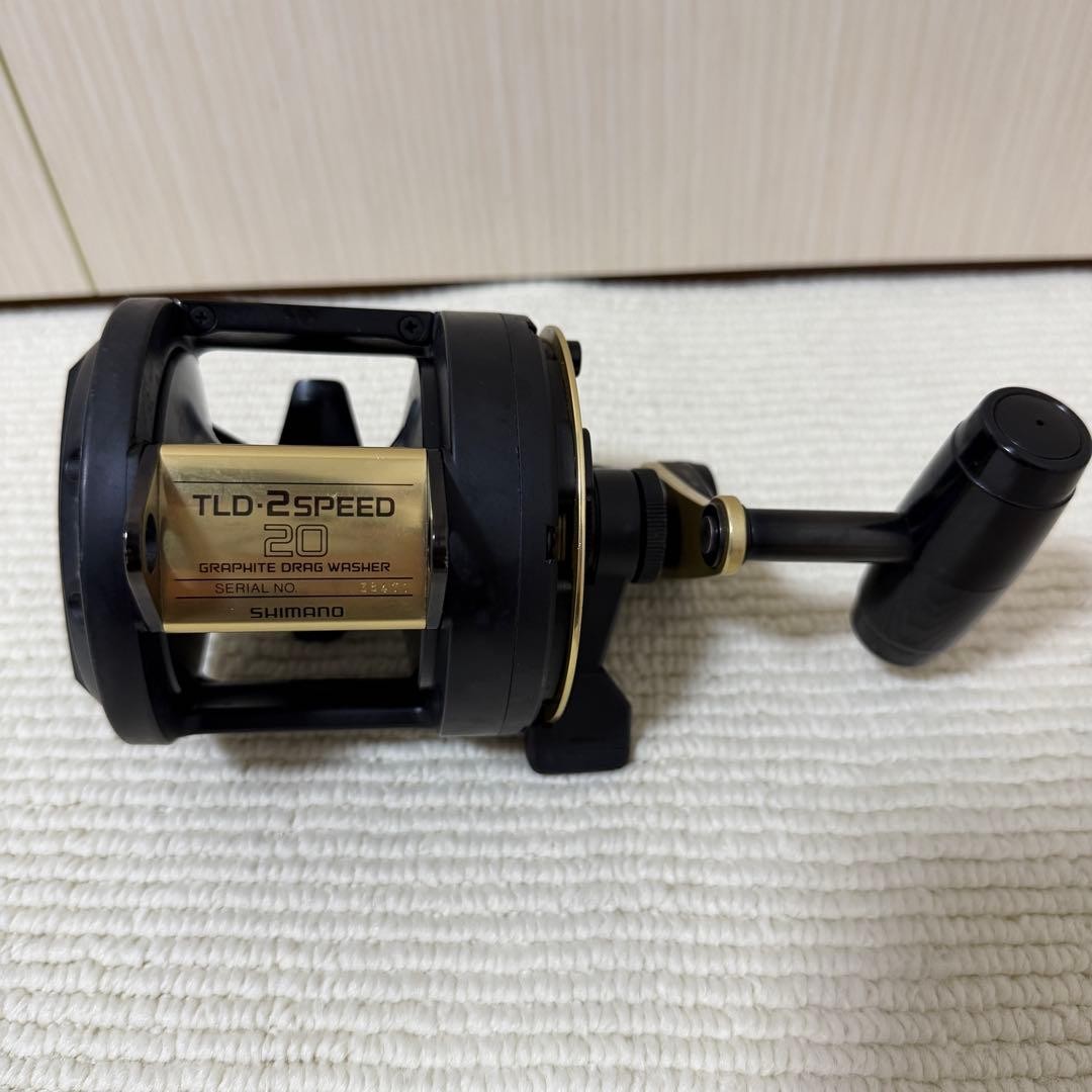 Shimano TLD 20 2 Speed Bait Reel with Reel Cover Used