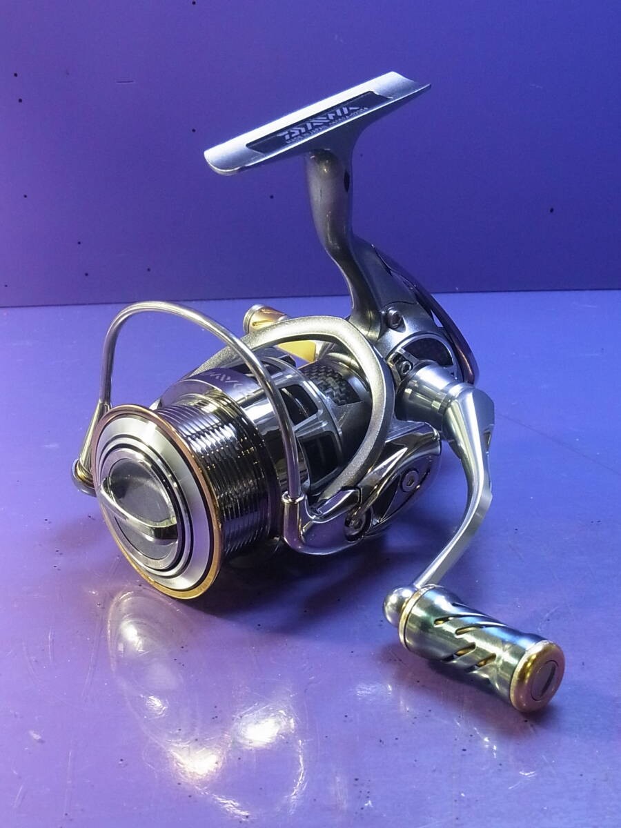 Daiwa 12 Exist 2508PE-H Spinning Reel RCS grip Used Excellent Condition