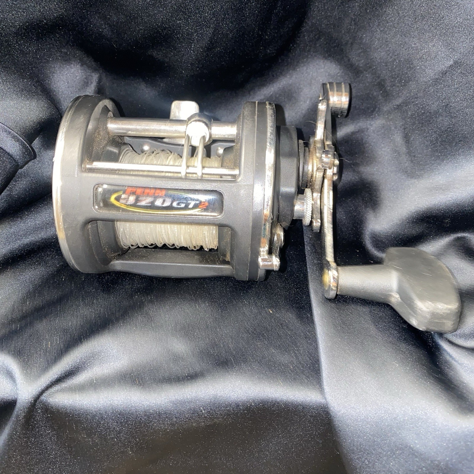 PENN 320 GT2 HIGH SPEED LEVEL WIND TROLLING BAIT CASTING FISHING REEL 4.3:1 USA