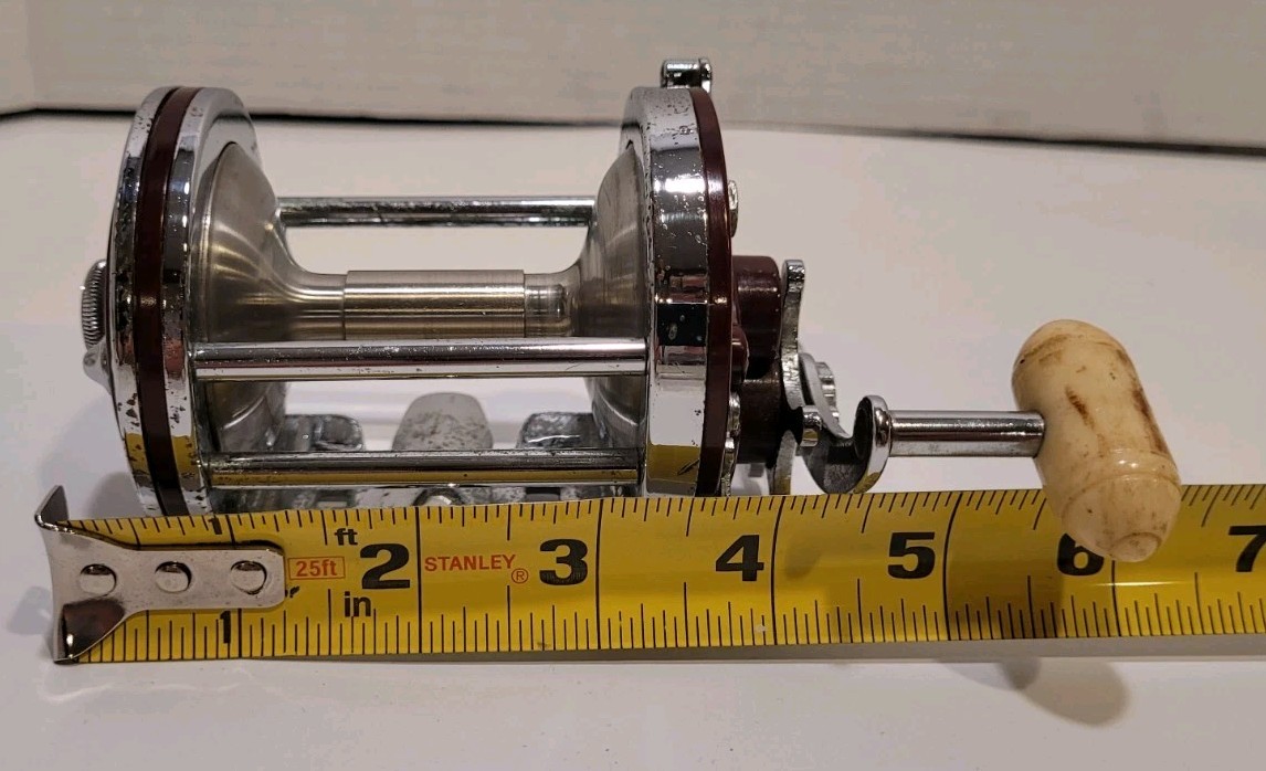 Vtg Penn Squidder No 140 Conventional Saltwater Fishing Reel Steel Ball Bearings