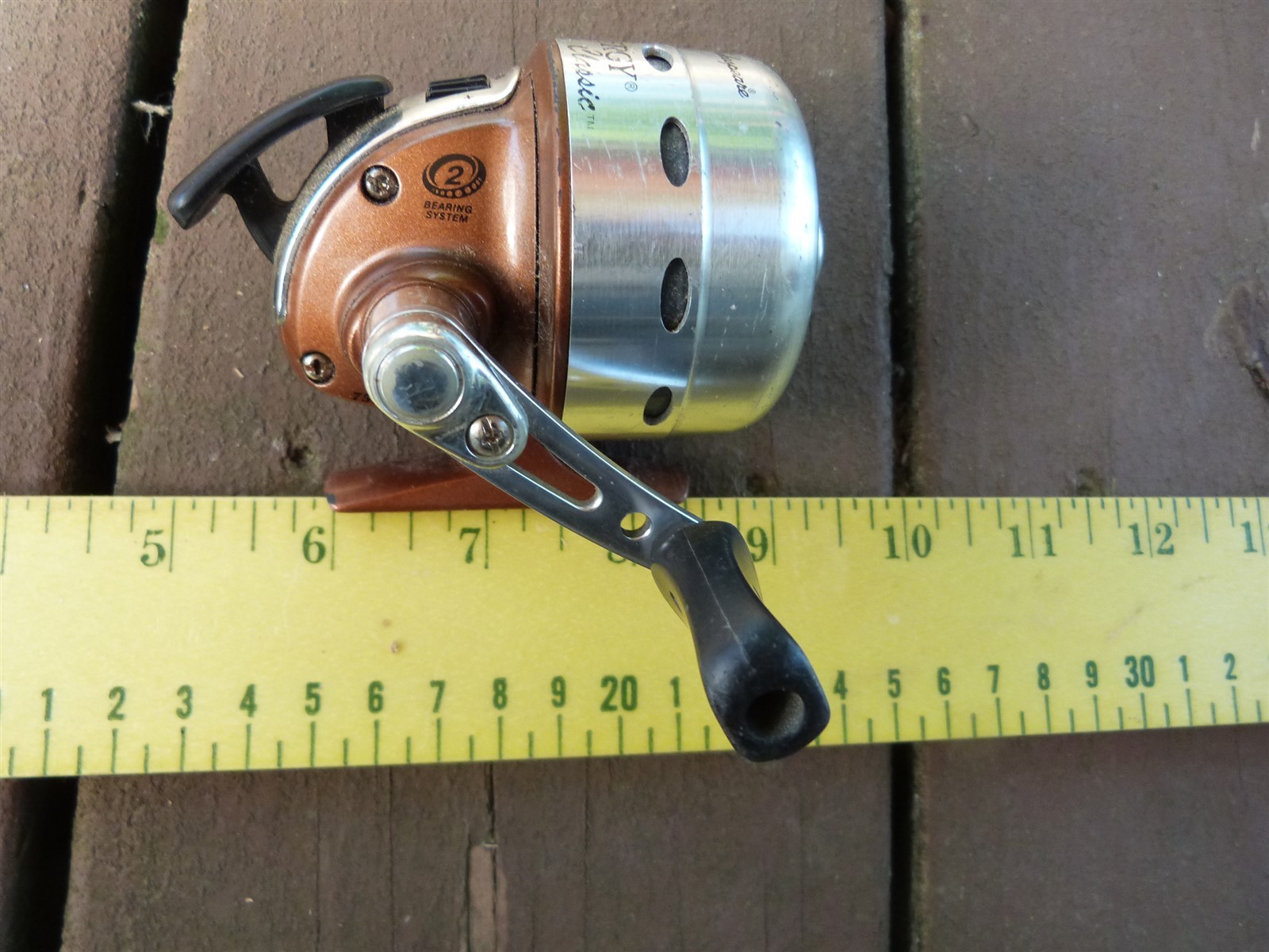 Shakespeare Synergy Classic Reel. 75 Yds.10 Lbs. classic 2002C