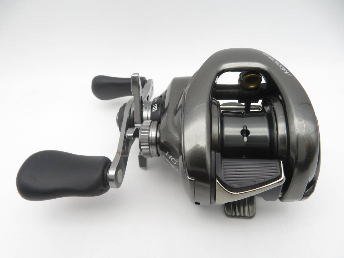 Shimano 20 Metanium HG Left Handed Baitcasting Reel Used from Japan