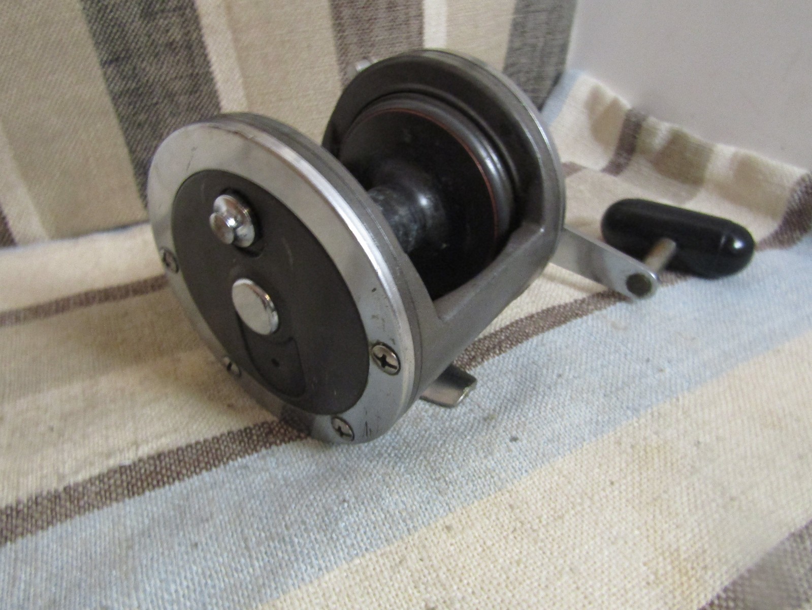 Vintage Daiwa Sealine 450H Fishing Reel Japan Conventional Reel -Works
