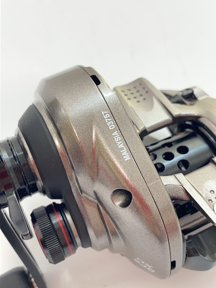 SHIMANO Baitcast Reel 17 SCORPION BFS XG Right Extra High Gear Used Excellent