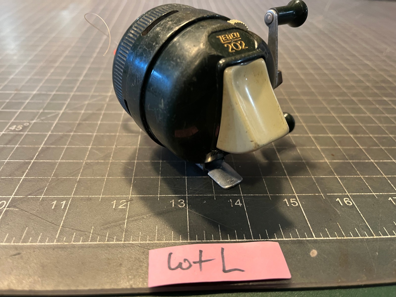 Zebco 202 Vintage Spincast Spinning Fishing Reel – Made in USA – Works! Lot L
