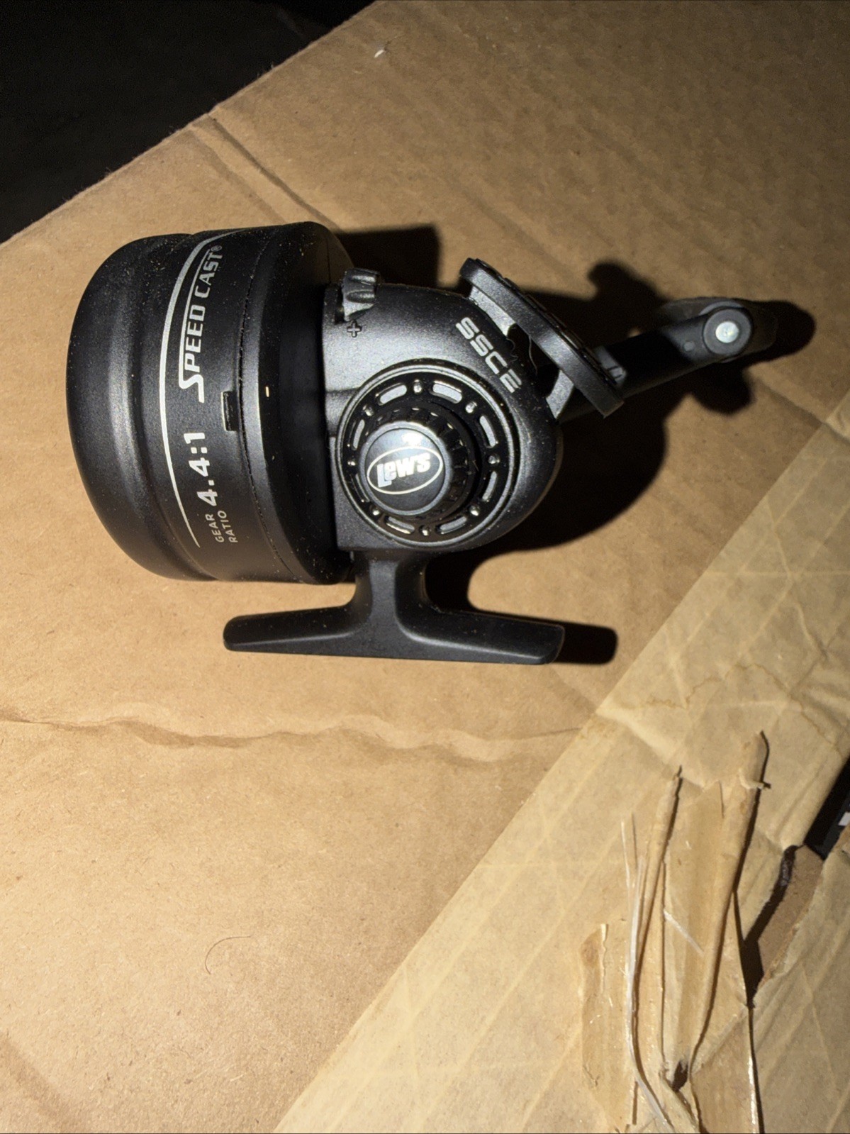 LEW’S SPEED CAST Spincast Reel SSC-2 4.4:1 Gear Ratio 2 BB 6 Lb Test NEW