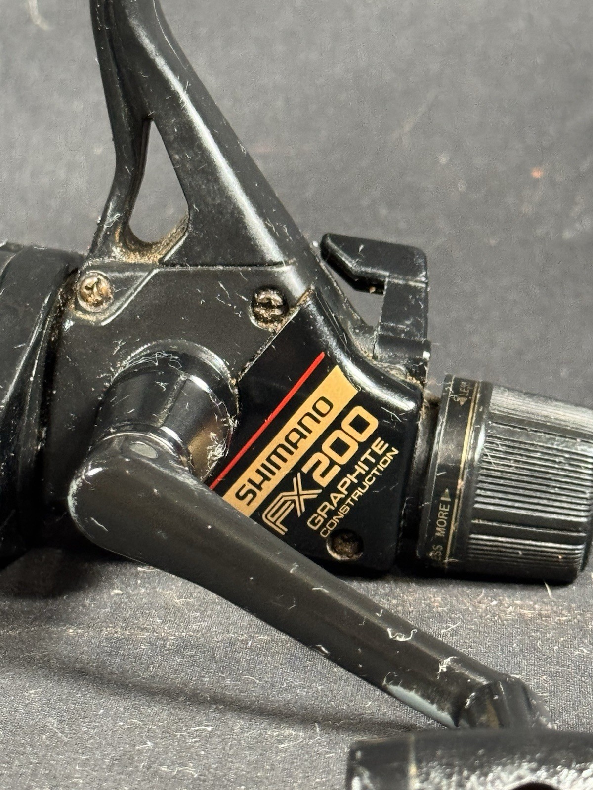 Shimano FX200 Quick Fire II R2 Spool Spinning Reel in Very Excellent Condition