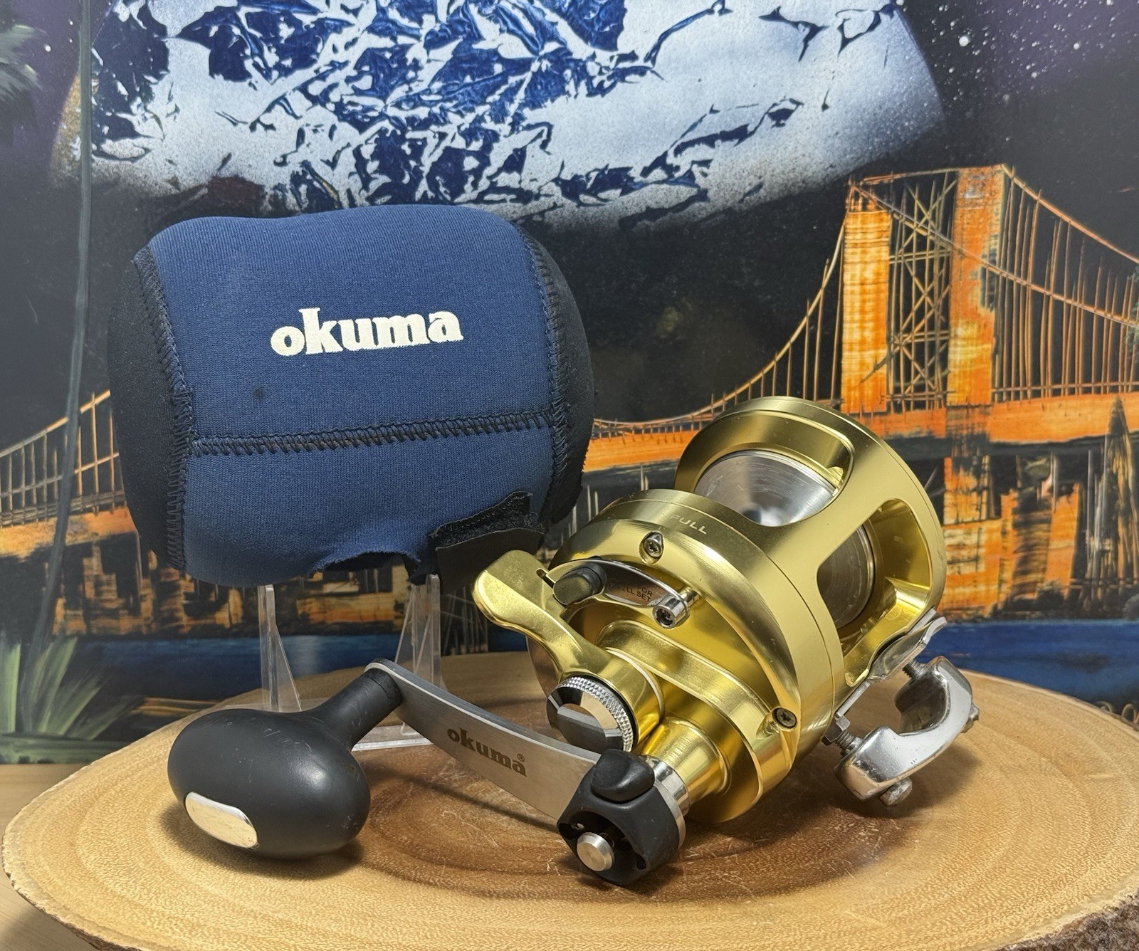 Okuma Titus Gold TG10 “Two Speed” Fishing Reel w/Neoprene Reel Pouch Case, “NICE