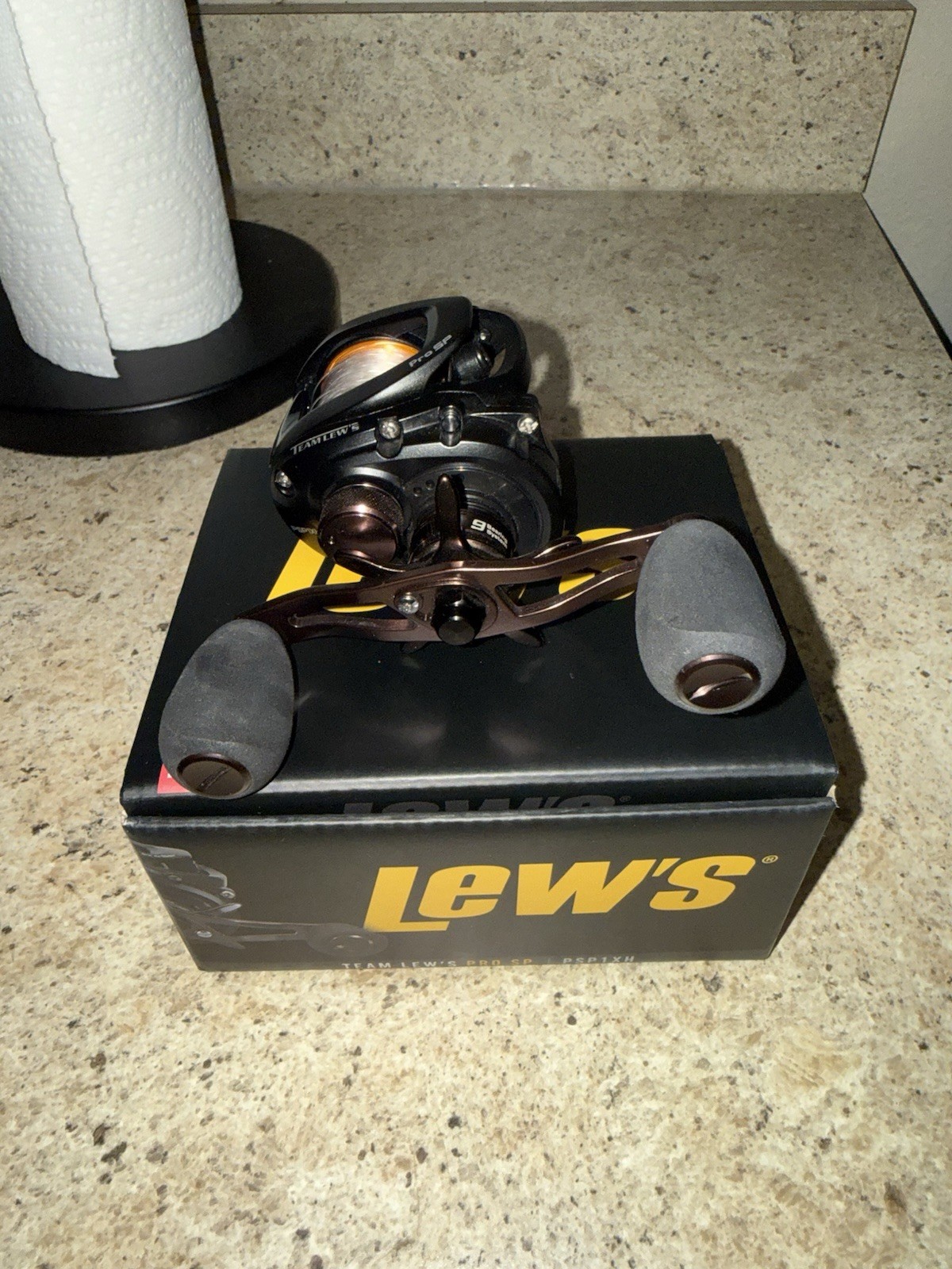 Team Lews Pro SP Baitcasting Reel PSP1XH 8.3:1 Ratio, Right-Handed Fast Ship