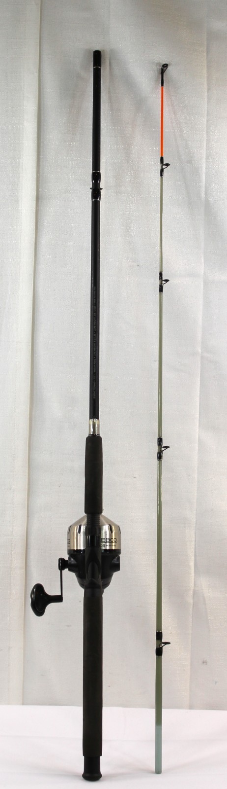 Zebco 808 Boss Hawg 7′ Med H, 2 Piece Fishing Combo Solid Fiberglass Orange Tip