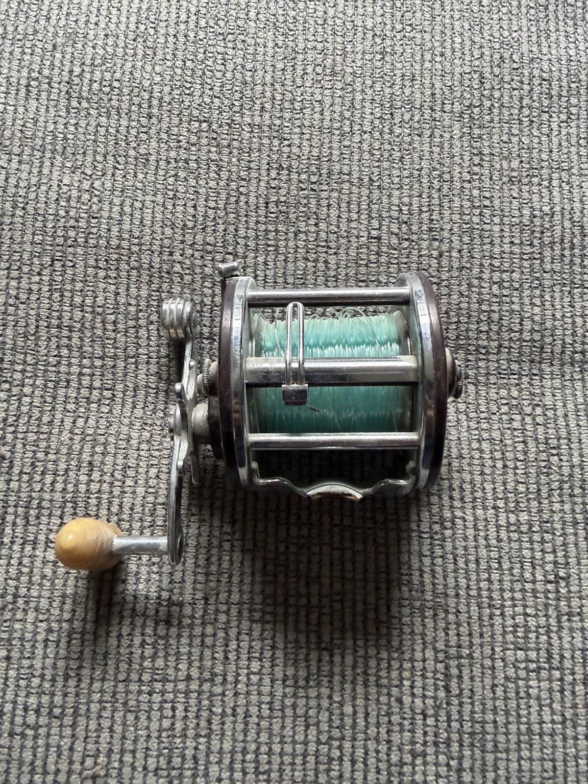 Penn 209 Level Wind Fishing Reel Vintage