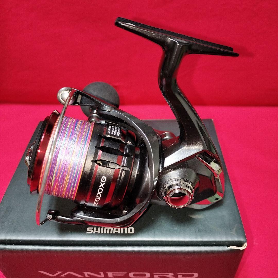 Shimano Vanford C5000XG Spinning Reel Light Use Good Condition Line Included