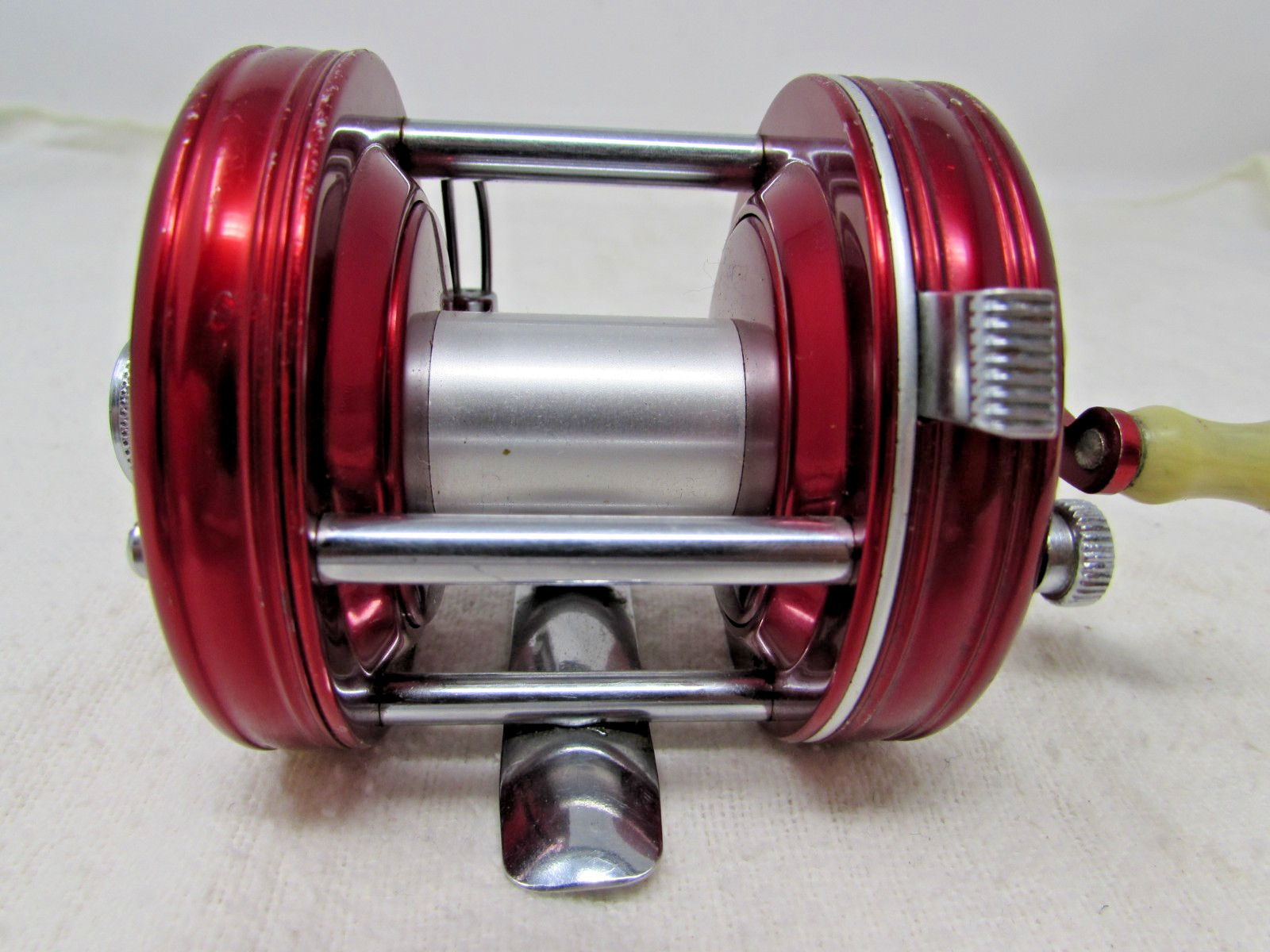 Vintage Abu Garcia Ambassadeur 5000 Red Reel Ft#643814 Clean & Oiled Ready Use