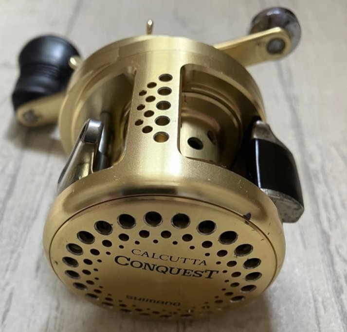 Shimano Calcutta Conquest 200F Baitcast Fishing JDM Reel Right Handle