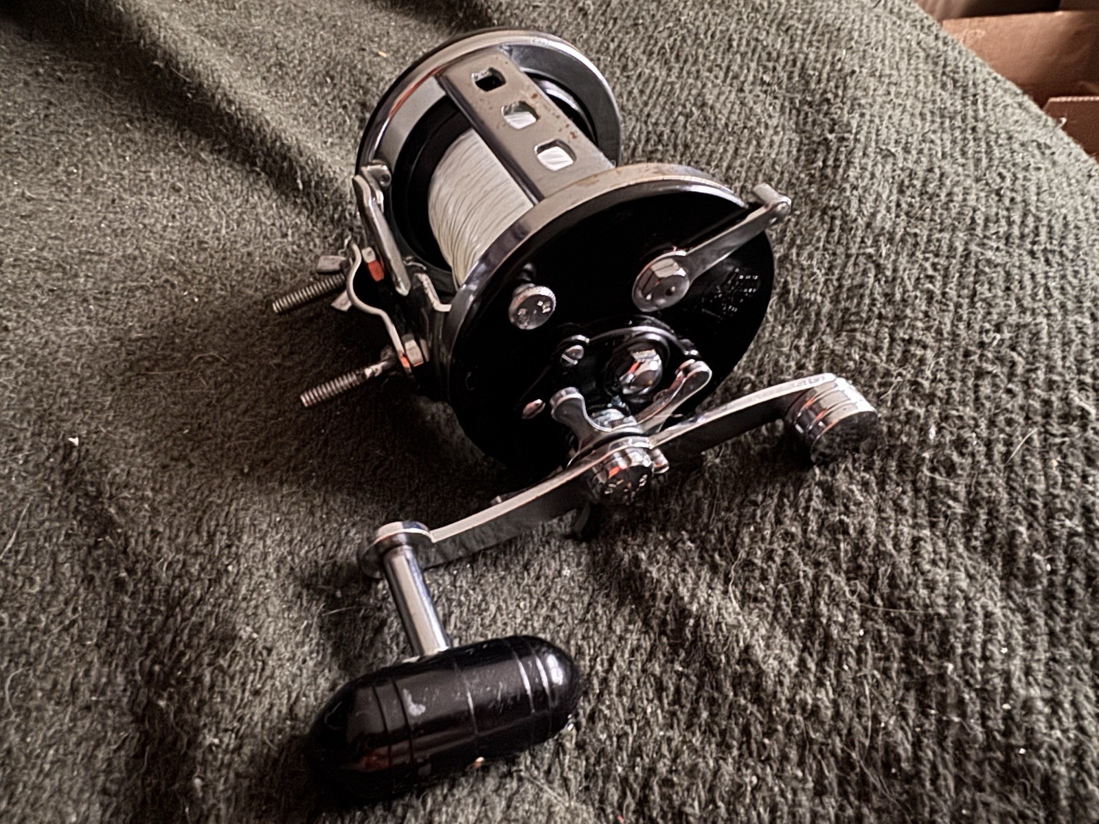 PENN Jigmaster 500 , Fishing Reel USA, Just Serviced ,line ,JUST lOOK @ IT WOW