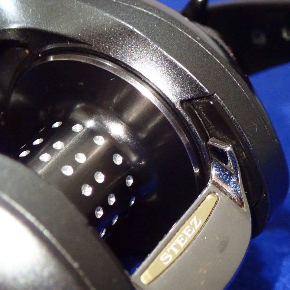 DAIWA Baitcasting Reel STEEZ 100H Right Handle 6.3:1 JDM Fishing Made in Japan
