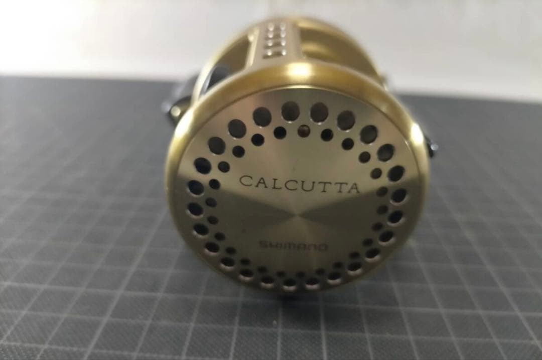 Shimano Calcutta 100XT Fishing Reel Excellent Condition Complete Accessories