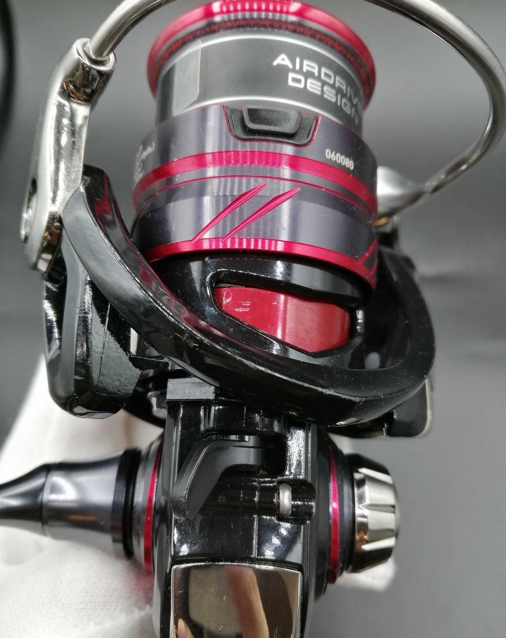 Daiwa MX LT1000S-P Spinning Reel Lightweight Compact Fishing Reel